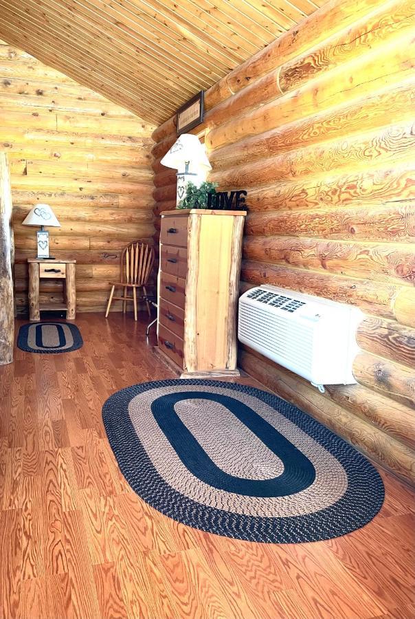Lyman Country Cabins Inn מראה חיצוני תמונה