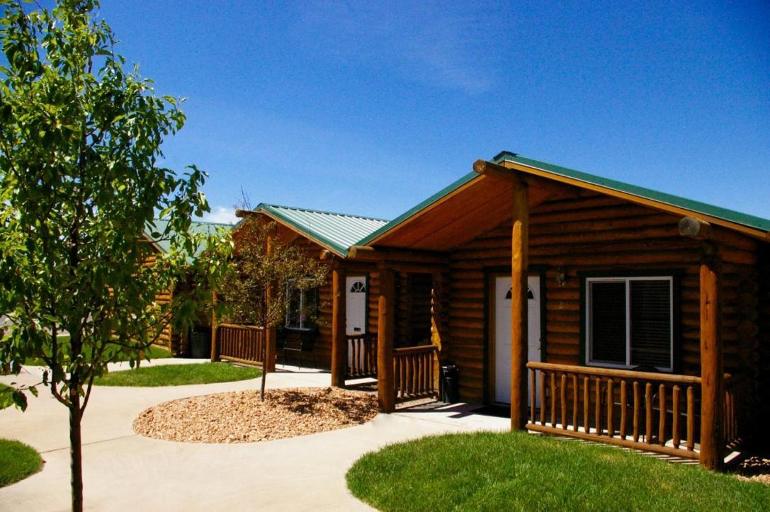 Lyman Country Cabins Inn מראה חיצוני תמונה