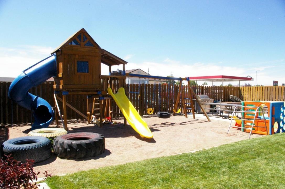 Lyman Country Cabins Inn מראה חיצוני תמונה