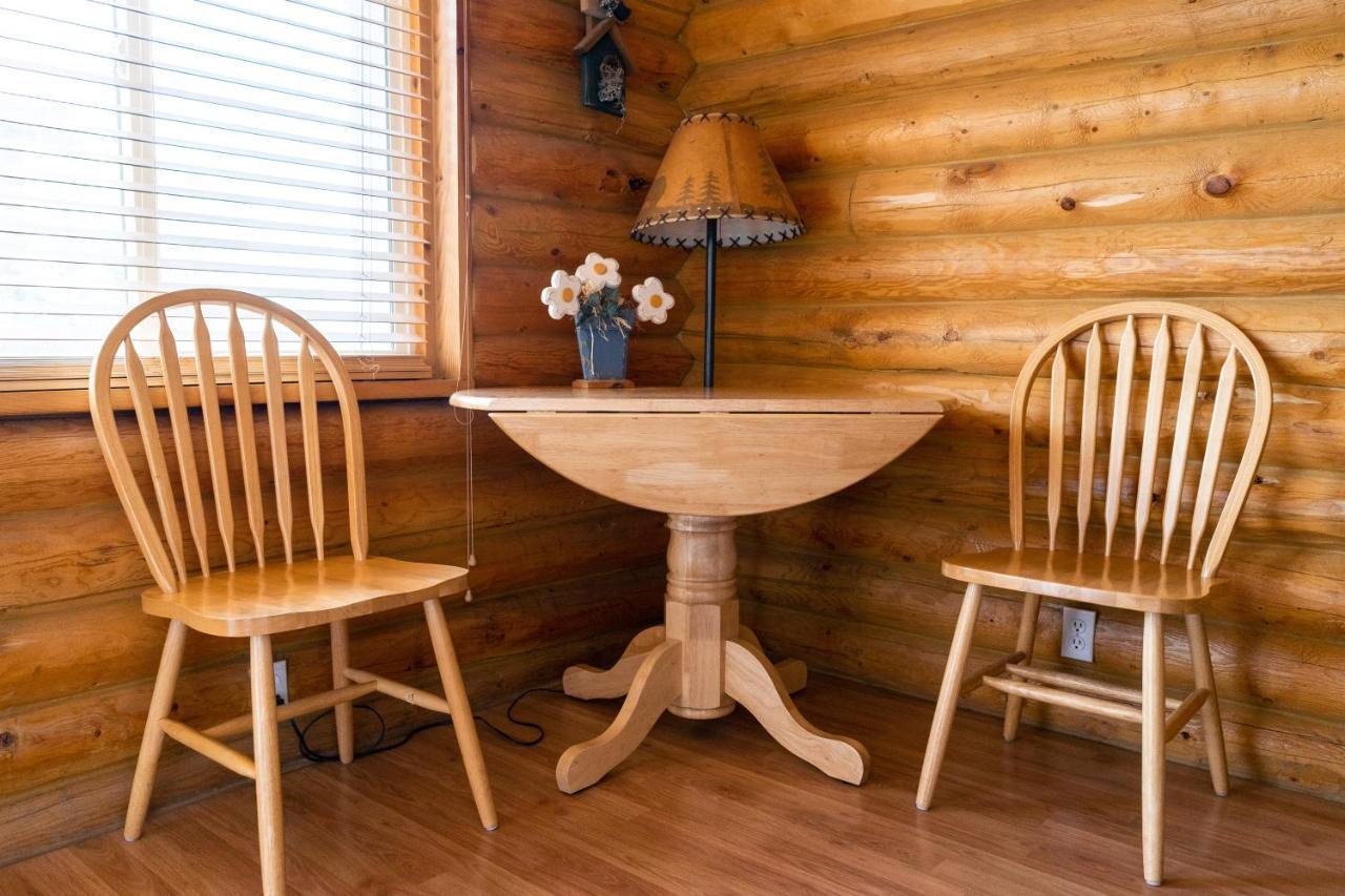 Lyman Country Cabins Inn מראה חיצוני תמונה
