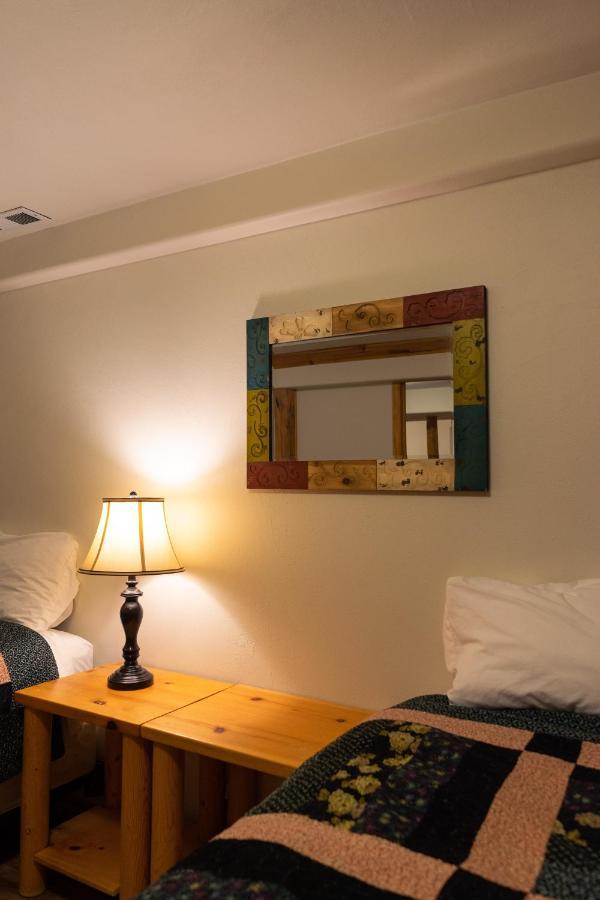 Lyman Country Cabins Inn מראה חיצוני תמונה